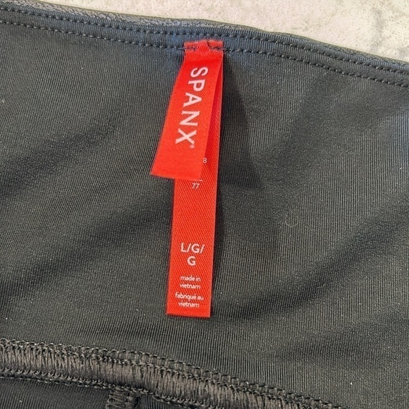 Spanx Faux Leather Shimmer Leggings High Waisted Black Large - Picture 13 of 16